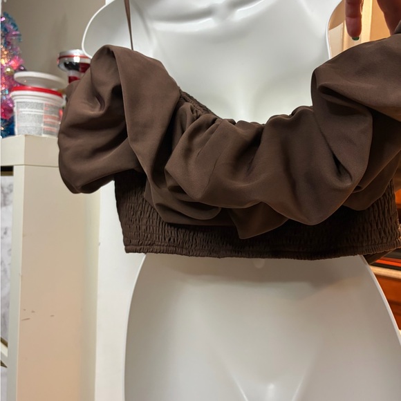 Elegant Brown Off-Shoulder Women's crop Top - Picture 2 of 4